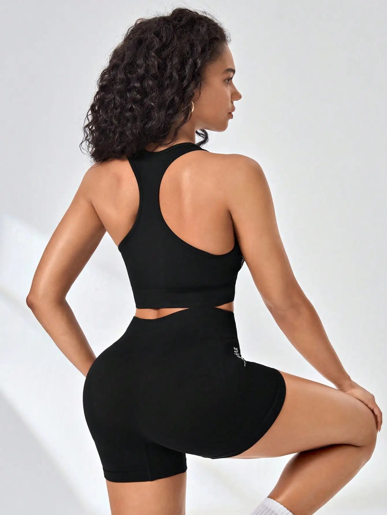 Conjunto Fitness Feminino Top + Shorts Seamless