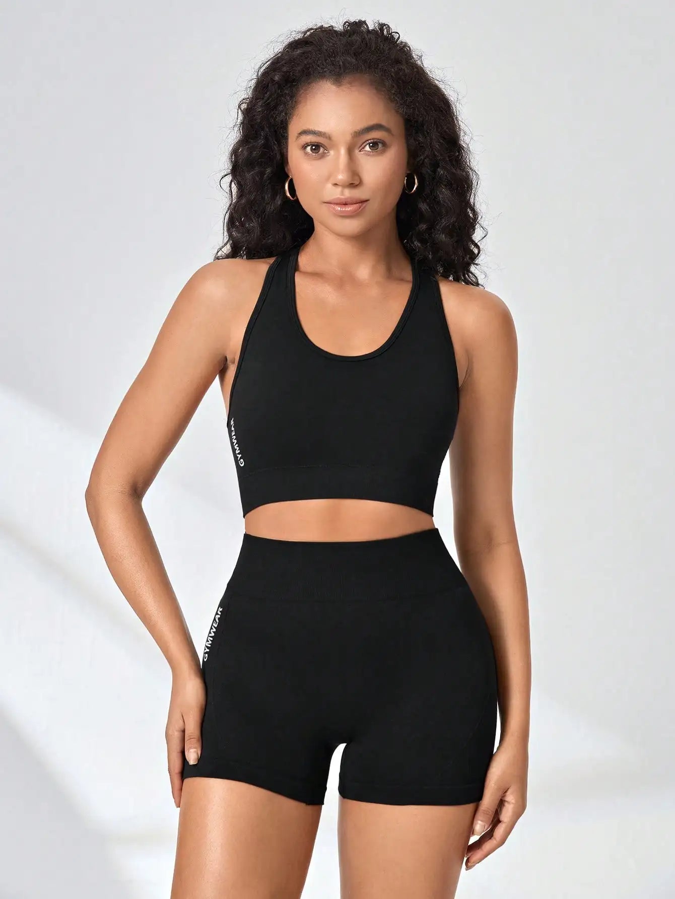 Conjunto Fitness Feminino Top + Shorts Seamless