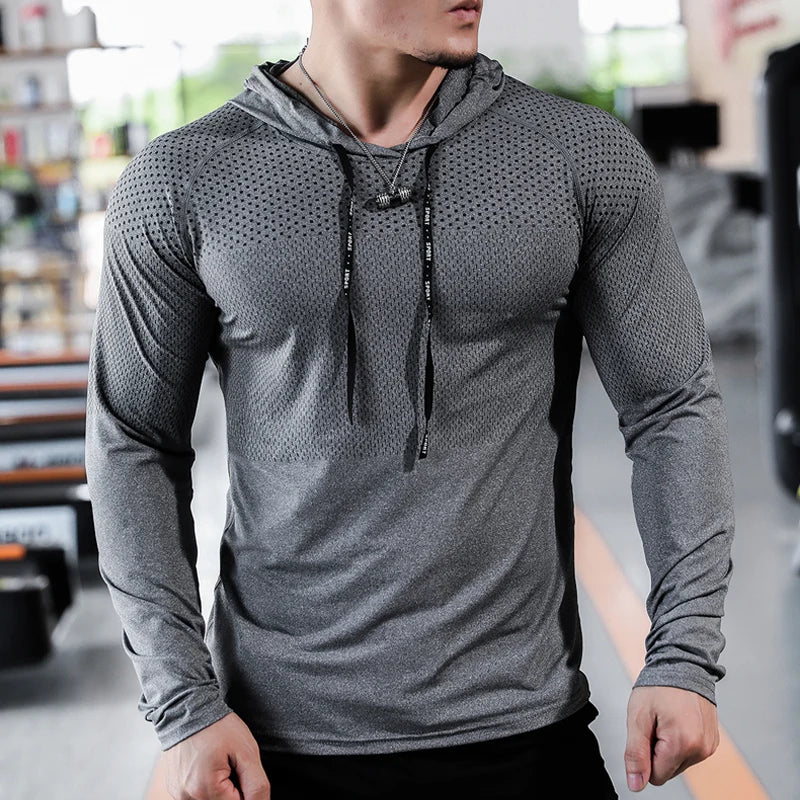 Camiseta Esportiva Masculina com Capuz —  Treino e Corrida