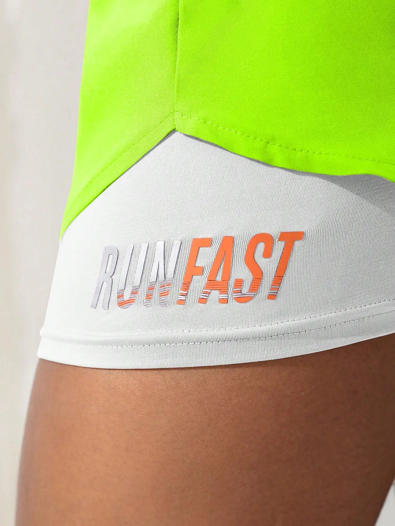 Short Fitness Feminino - Cintura Alta e Design Duplo